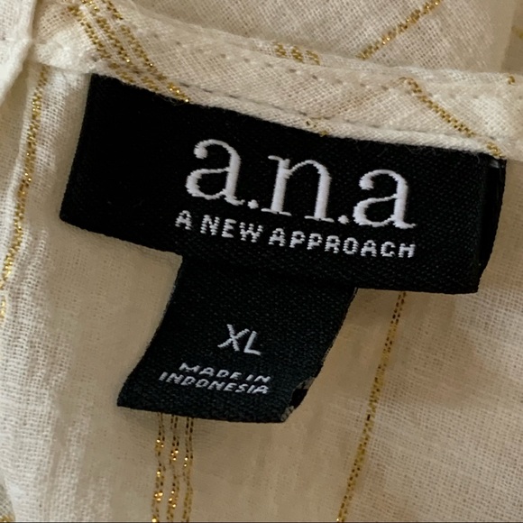 A.N.A. Halter Blouse Metallic Cream Gold NWT Size XL - Picture 6 of 8